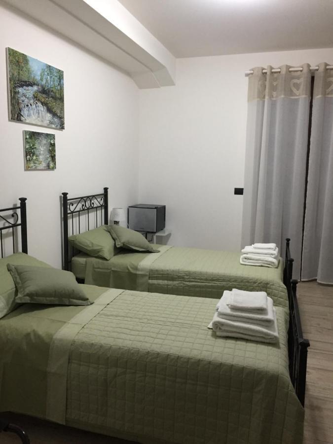 Dely B&B 아르쿠아타 스크리비아 외부 사진